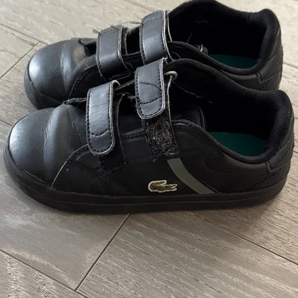 Lacoste Kids Black Sneakers with Green Logo - Picture 1 of 5